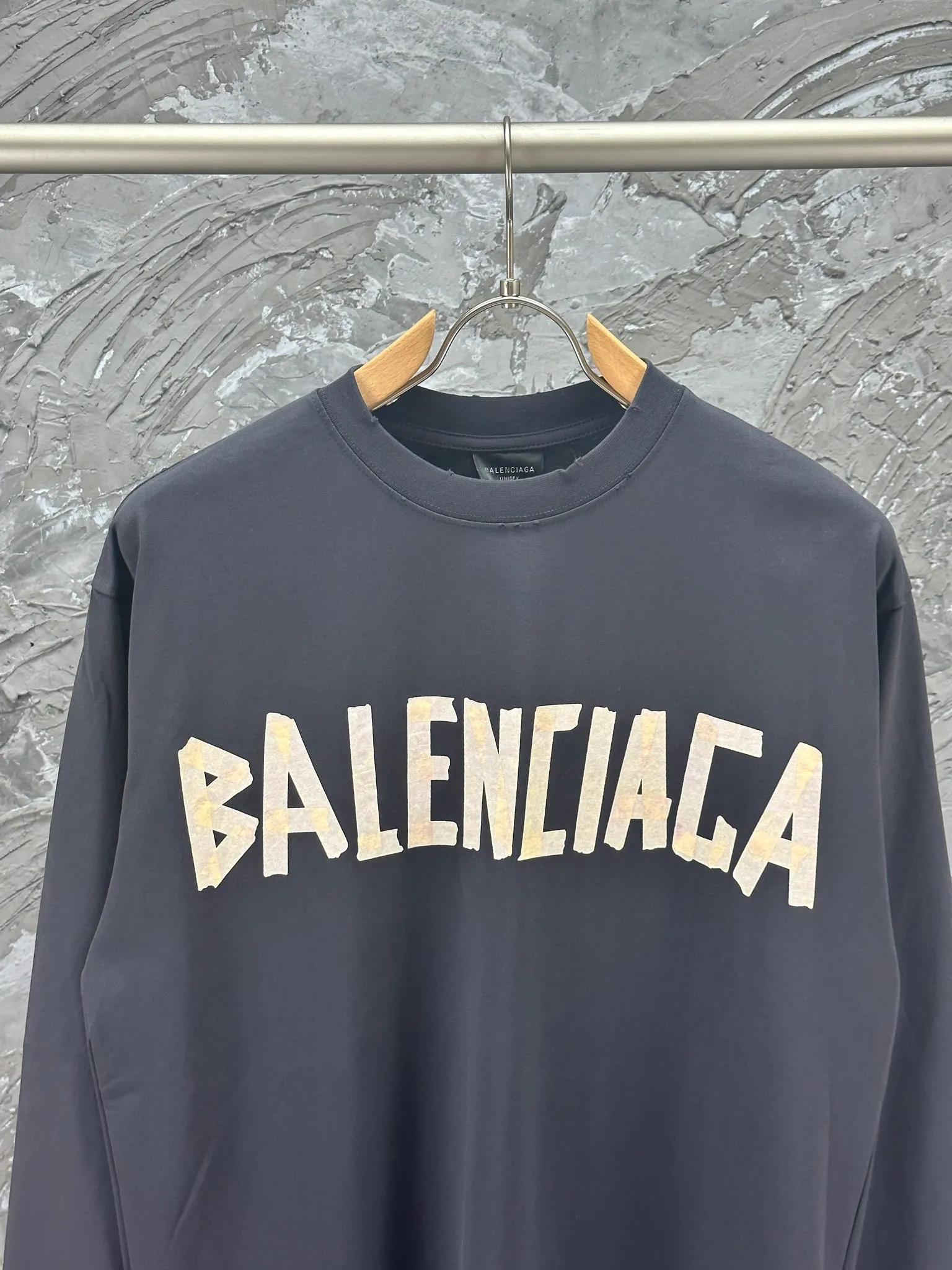 BALENCI*GA Series . 280g * 1 1 . . + . .os Same Style -Color：Cream White Green Blue -SIZE：XS S M L 8602#